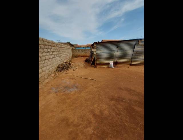 LAND FOR SALE IN SOSHANGUVE SOUTH